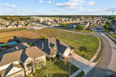 8214 Rosemary Drive, Baytown, TX 77521 - Photo 28