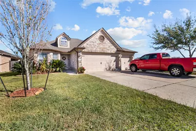 8214 Rosemary Drive, Baytown, TX 77521 - Photo 4