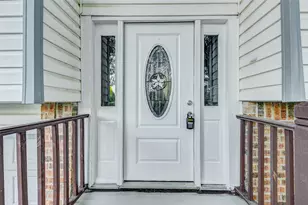 8622 Connaught Garden Dr, Houston, TX 77083 - Photo 2