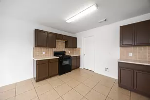 15435 Dillon Hill Cir, Houston, TX 77086 - Photo 10