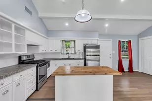 254 Point Clear Dr, Conroe, TX 77304 - Photo 12