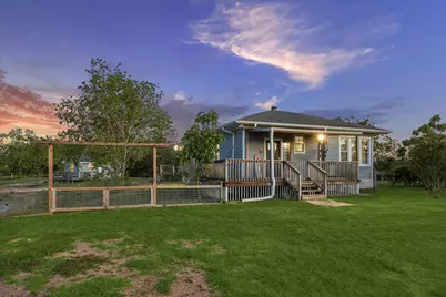 10347 Pless Rd, Cat Spring, TX 78933 - Photo 2