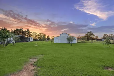 10347 Pless Rd, Cat Spring, TX 78933 - Photo 32