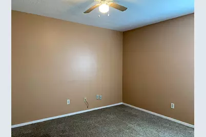 703 Ruth Ct #B, Navasota, TX 77868 - Photo 12