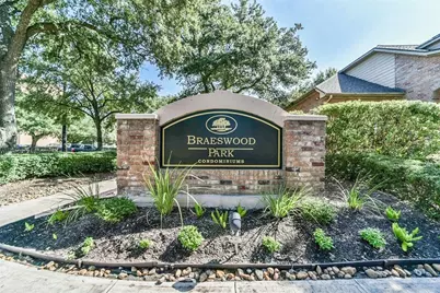 2255 Braeswood Park Drive #176, Houston, TX 77030 - Photo 2
