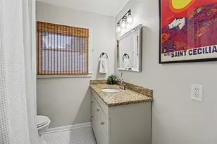 2303 Bron Holly Dr, Houston, TX 77018 - Photo 16