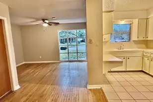 4622 Michaux St, Houston, TX 77009 - Photo 8