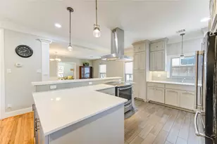 1550 Sue Barnett Dr, Houston, TX 77018 - Photo 10