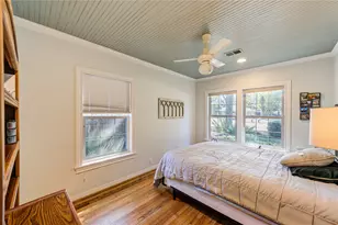 1550 Sue Barnett Dr, Houston, TX 77018 - Photo 18