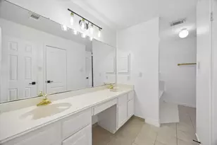 2431 Parkwood Ln, Sugar Land, TX 77479 - Photo 10