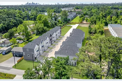 5834 Highland Sun Lane, Houston, TX 77091 - Photo 16