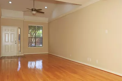107 Manor Place, Lake Jackson, TX 77566 - Photo 4