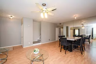 3800 Tanglewilde St, Houston, TX 77063 - Photo 10
