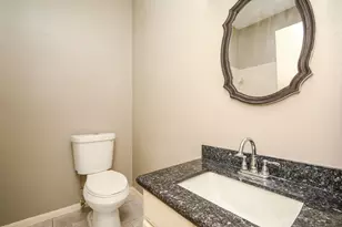 3800 Tanglewilde St, Houston, TX 77063 - Photo 18