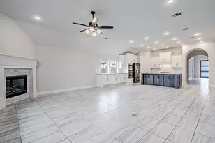 4002 Maple Glen Dr, Fulshear, TX 77441 - Photo 2