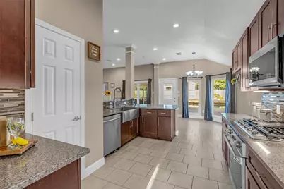 11506 Faulkey Gully Circle, Houston, TX 77070 - Photo 14