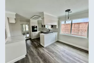 2511 Briarpark Drive, Houston, TX 77042 - Photo 22