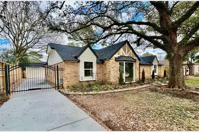 2511 Briarpark Drive, Houston, TX 77042 - Photo 2