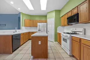 4805 Chrissie Dr, Pearland, TX 77584 - Photo 10