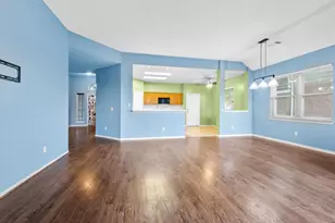 4805 Chrissie Dr, Pearland, TX 77584 - Photo 2