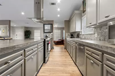 528 Indian Hill Boulevard, Livingston, TX 77351 - Photo 10