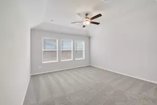 2115 Spring Hollow Dr, Baytown, TX 77521 - Photo 16
