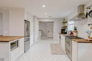 3010 Broadmoor Dr, Sugar Land, TX 77478 - Photo 10