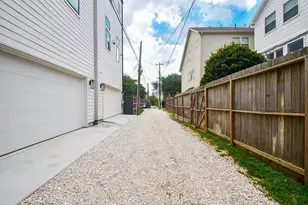 4705 Gibson St, Houston, TX 77007 - Photo 28