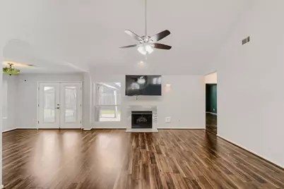 26872 Towerguard Drive, Kingwood, TX 77339 - Photo 6