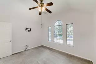26872 Towerguard Dr, Kingwood, TX 77339 - Photo 20