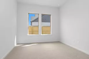 303 Eileen Dr, Rosenberg, TX 77471 - Photo 10