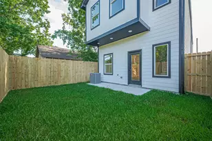 6747 Liverpool St, Houston, TX 77021 - Photo 2