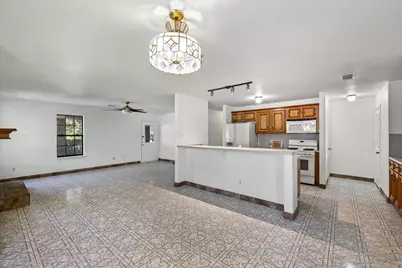 17202 N Main Street, Alvin, TX 77511 - Photo 12