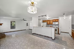17202 N Main St, Alvin, TX 77511 - Photo 12
