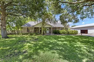 17202 N Main St, Alvin, TX 77511 - Photo 4