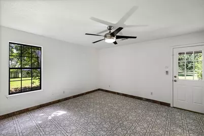 17202 N Main Street, Alvin, TX 77511 - Photo 20