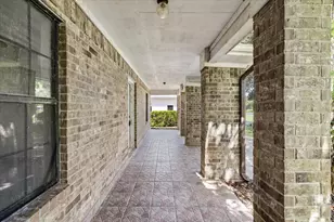 17202 N Main St, Alvin, TX 77511 - Photo 6
