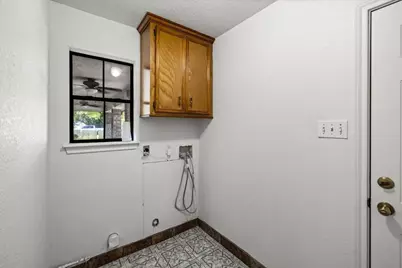 17202 N Main Street, Alvin, TX 77511 - Photo 18