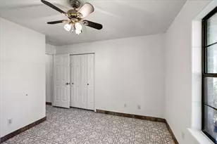 17202 N Main St, Alvin, TX 77511 - Photo 30