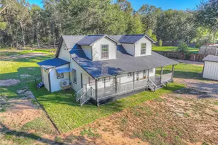 420 Oak Forest Dr, Shepherd, TX 77371 - Photo 1