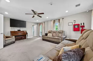29902 E Hawthorne Dr, Spring, TX 77386 - Photo 10
