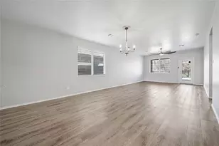 9295 Inland Leather Ln, Conroe, TX 77385 - Photo 8