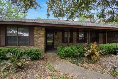 718 Partridge Lane, Eagle Lake, TX 77434 - Photo 6