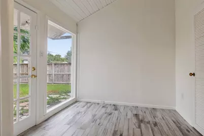 5341 Pagewood Lane, Houston, TX 77056 - Photo 12