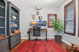 410 Peach St, Tomball, TX 77375 - Photo 16