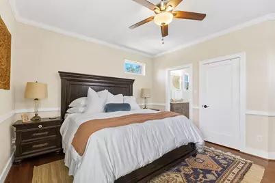 410 Peach Street, Tomball, TX 77375 - Photo 18