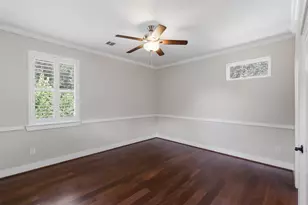 410 Peach St, Tomball, TX 77375 - Photo 14