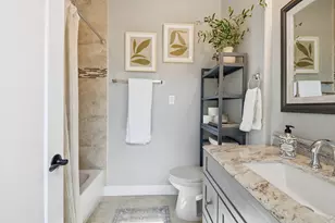 410 Peach St, Tomball, TX 77375 - Photo 18