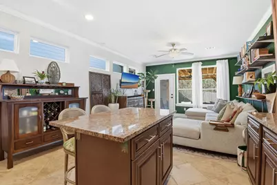 410 Peach Street, Tomball, TX 77375 - Photo 6