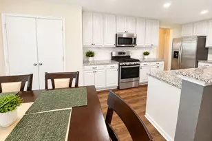 3706 Norwood Glen Ln, Friendswood, TX 77546 - Photo 4